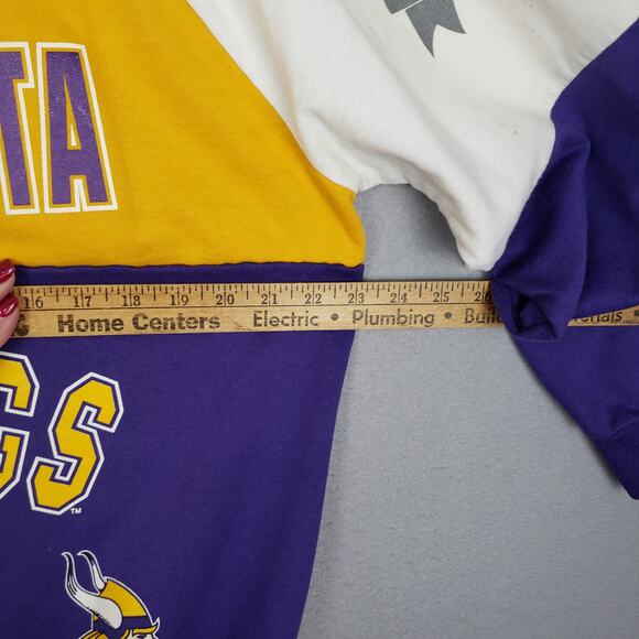 Vintage Size XL Minnesota Vikings Crewneck Sweatshirt Retro Football Helmet Logo - Picture 7 of 11